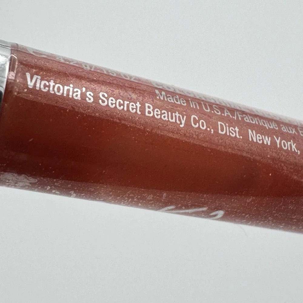Victoria's Secret Color Shine Lip Gloss Life's‎ A Peach 4.2g